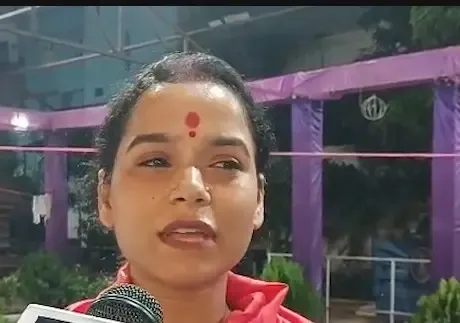 Anushka Yadav breaks silence on Tej Pratap's posts, says daughter her priority