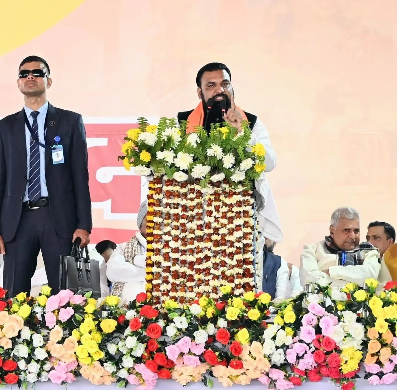 क्या बिहार के उपमुख्यमंत्री सम्राट चौधरी पुलिस से अपराधियों के खिलाफ सख्त कार्रवाई करने की अपील कर रहे हैं?