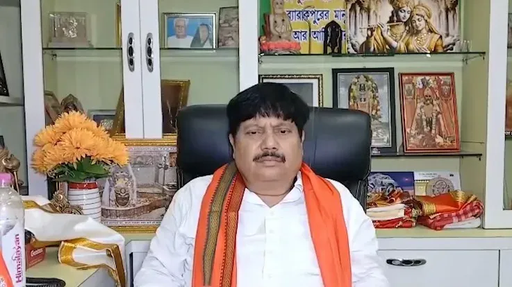 मदन मित्रा की कार पर अंडा फेंकने पर BJP का पलटवार: 'खुद ही करवाया हमला, सुरक्षा पाने के लिए'