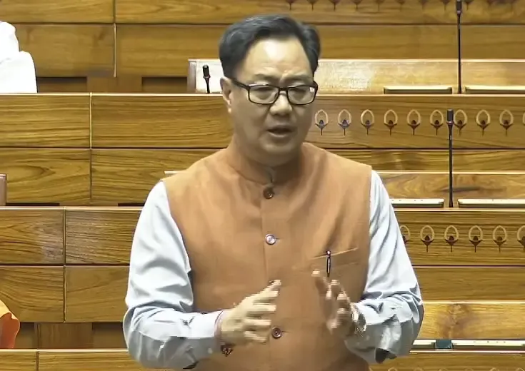 कांग्रेस के सदस्यों का आचरण बिगड़ा: किरेन रिजिजू का कड़ा बयान