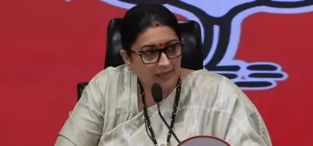 चुनाव आयोग पर कांग्रेस के हमले पर स्मृति ईरानी का पलटवार: 'हार की समीक्षा करो, संस्थाओं पर नहीं'