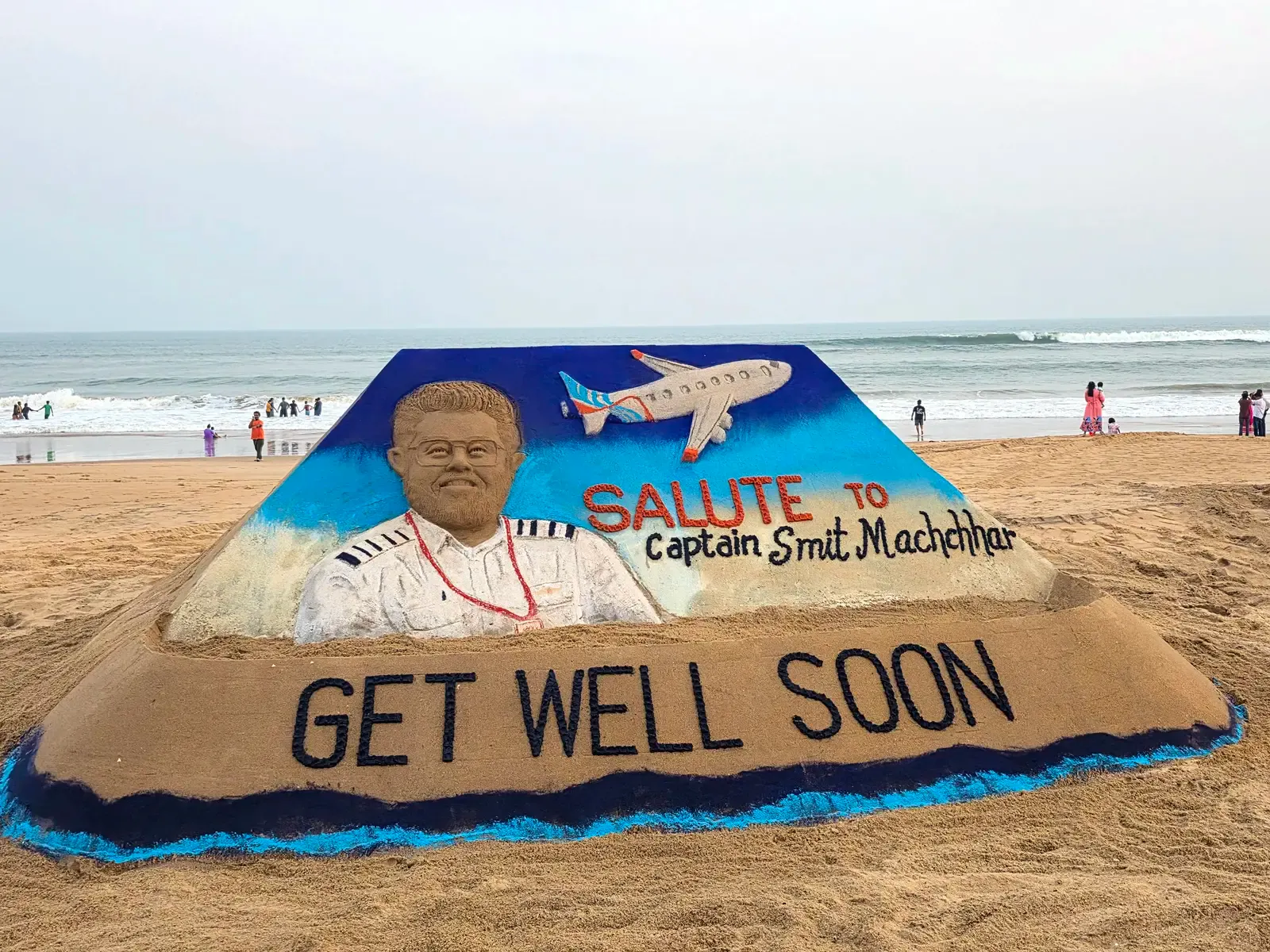 India salutes Captain Smit Machchhar, thanks world for support after FlyDubai heroics
