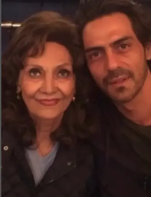 Arjun Rampal pays emotional tribute to late mother Gwen on her birthday