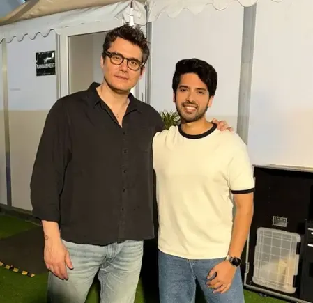 Did Armaan Malik Finally Meet His Idol John Mayer?
