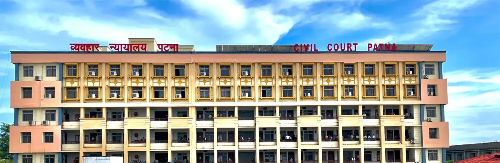 Was an Armed Criminal Apprehended During a Security Check at Patna Civil Court?