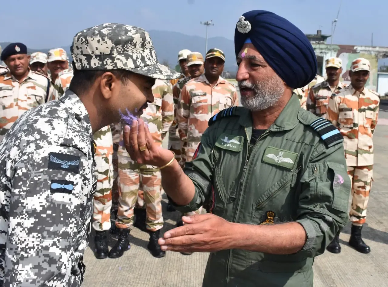 Indian Armed Forces Celebrate Holi: A Blend of Tradition and Readiness