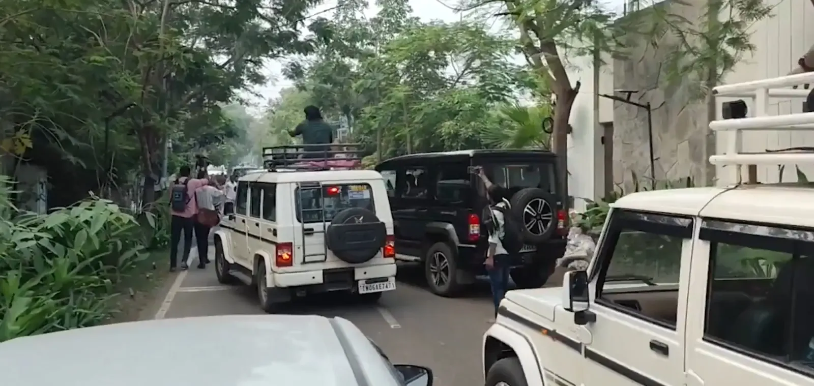 Why was an armed man arrested at Vijay’s Puducherry rally?