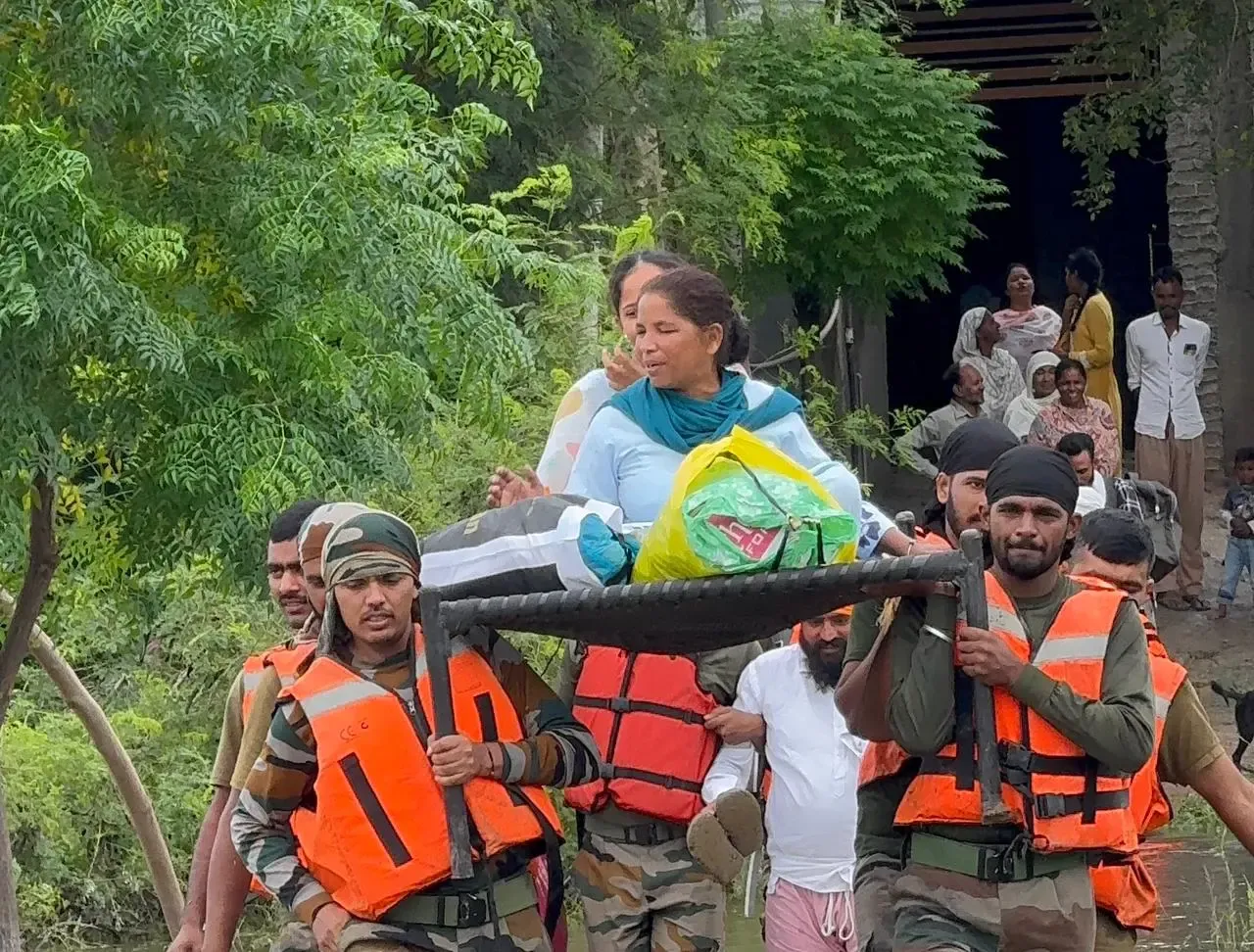 How Did the Army Rescue a Bedridden Woman Trapped in Amritsar Flood?