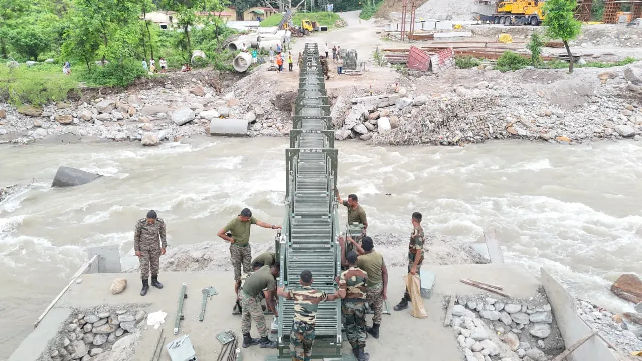 Army builds 34-metre bridge to restore Siliguri-Mirik link after floods