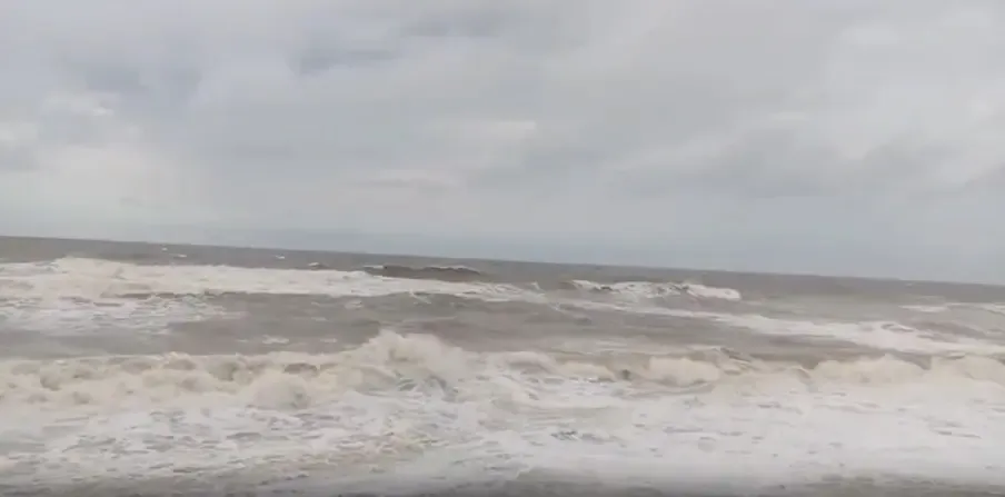 Cyclone Arnab crosses Andhra coast near Narsapur, weakens to severe storm