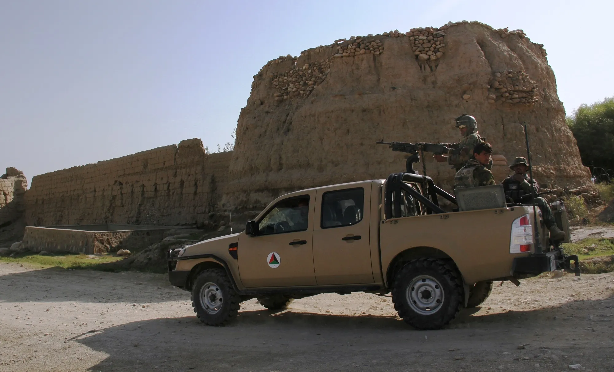 Does the Arrest of Top ISIS Terrorist Highlight Pakistan's Links to Terror Groups?