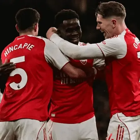 Did Arsenal Overcome Wolves to Extend Their Lead in the Premier League?