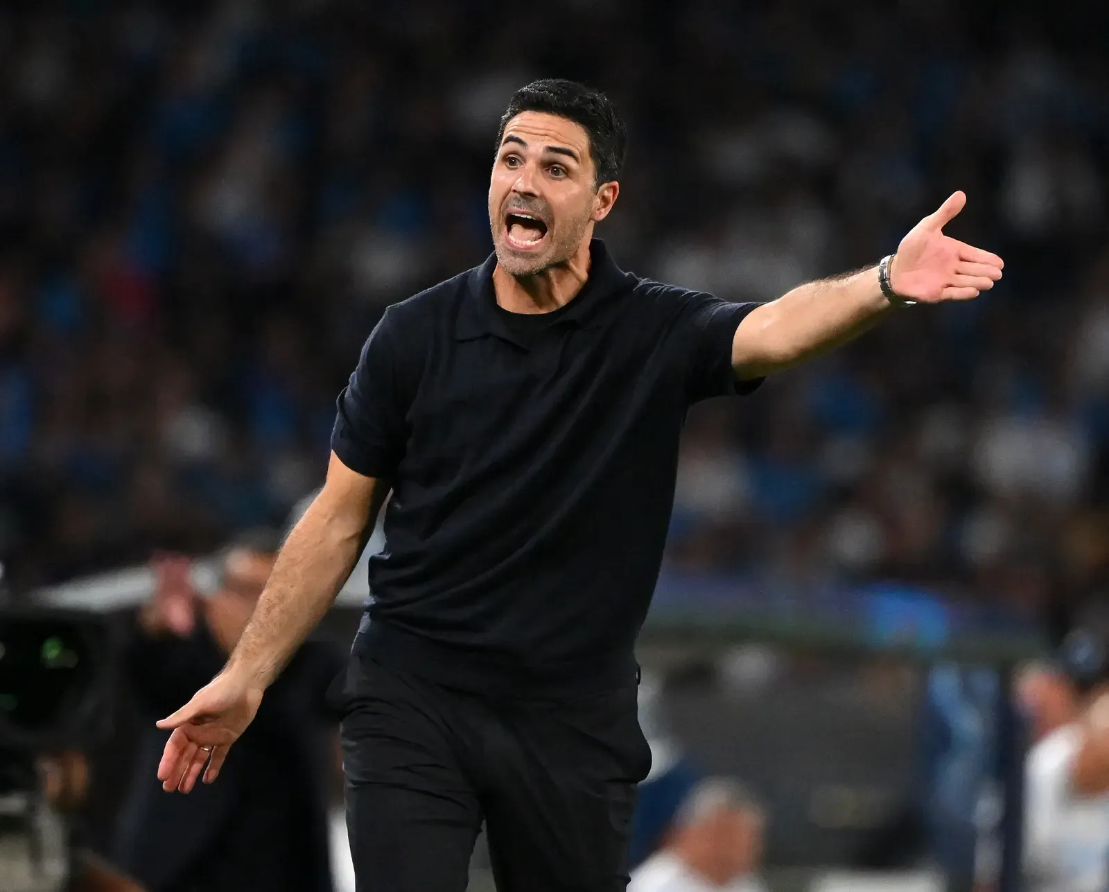 Arsenal tie down Arteta on improved deal after ending 22-year title wait