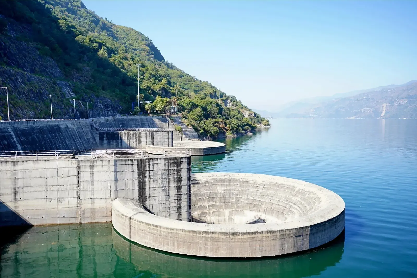 What Insights Did Arunachal Minister Gain from Tehri Dam Visit?