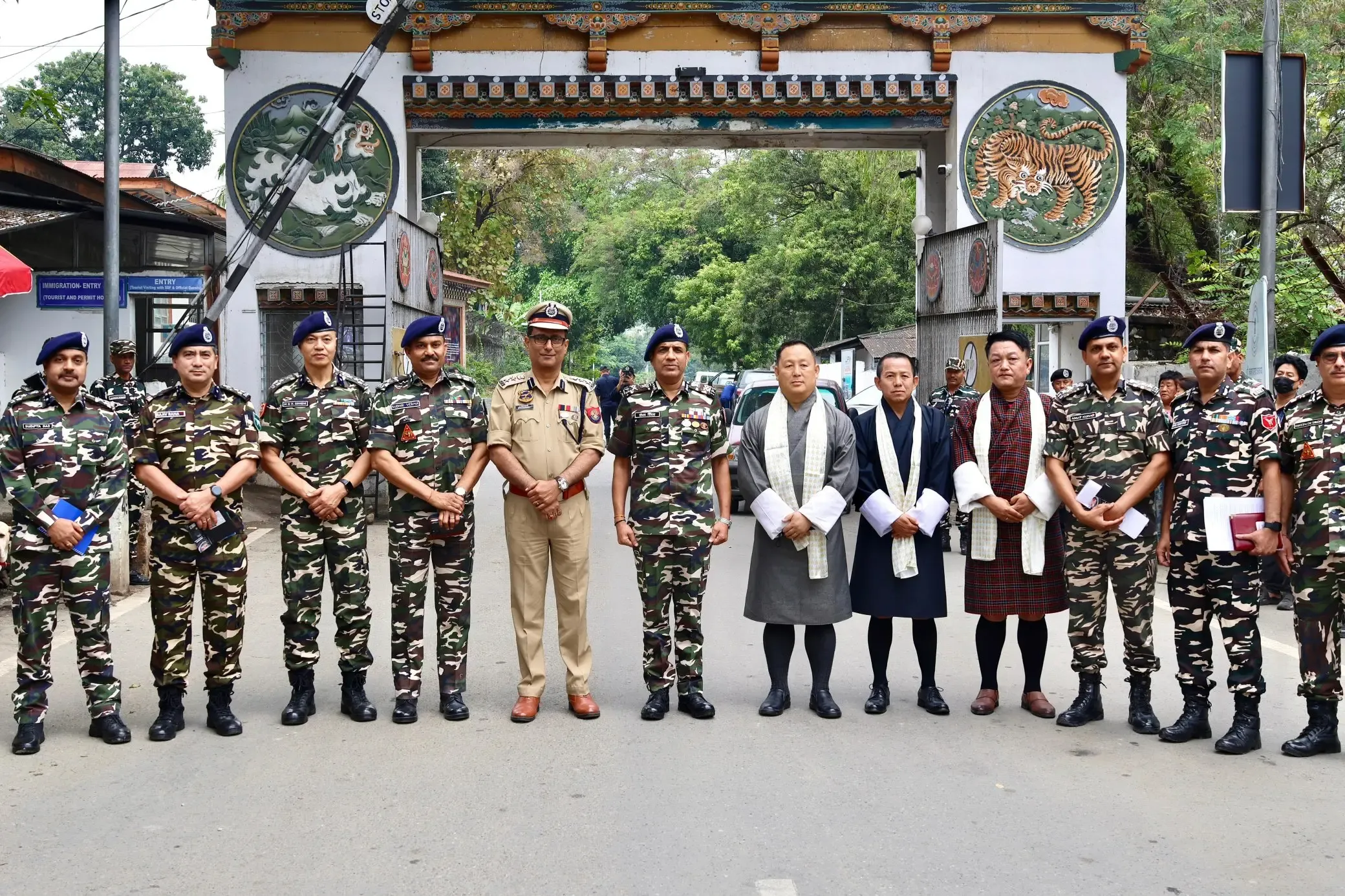 असम विधानसभा चुनाव 2026 से पहले एसएसबी के महानिदेशक का भूटान सीमा दौरा