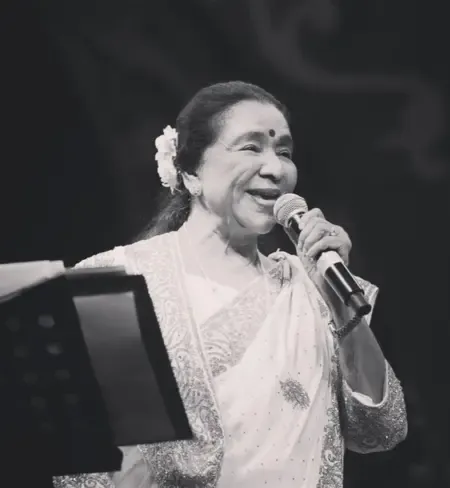 आशा ताई, आपने ही कहा था ‘अभी न जाओ छोड़कर कि दिल अभी भरा नहीं...' और खुद तोड़ दिया वादा