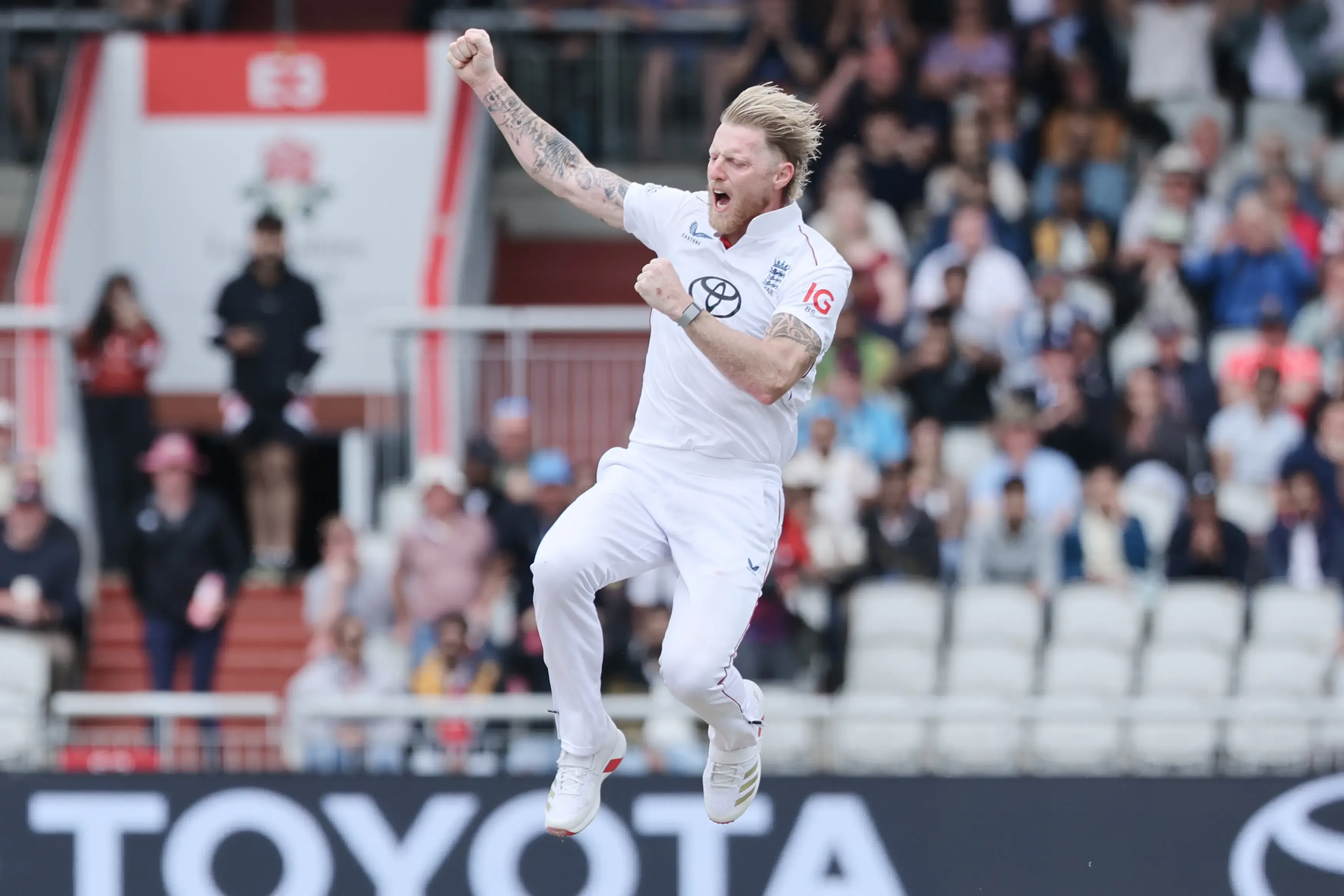 क्या कप्तान स्टोक्स के दम पर इंग्लैंड ने ऑस्ट्रेलिया को 132 रन पर ढेर किया?