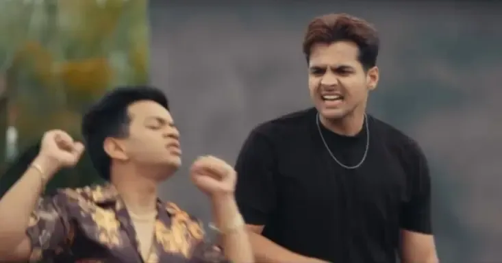 Is Ashish Chanchlani's 'Ekaki' a Life-Changing Trip for Seven Friends?