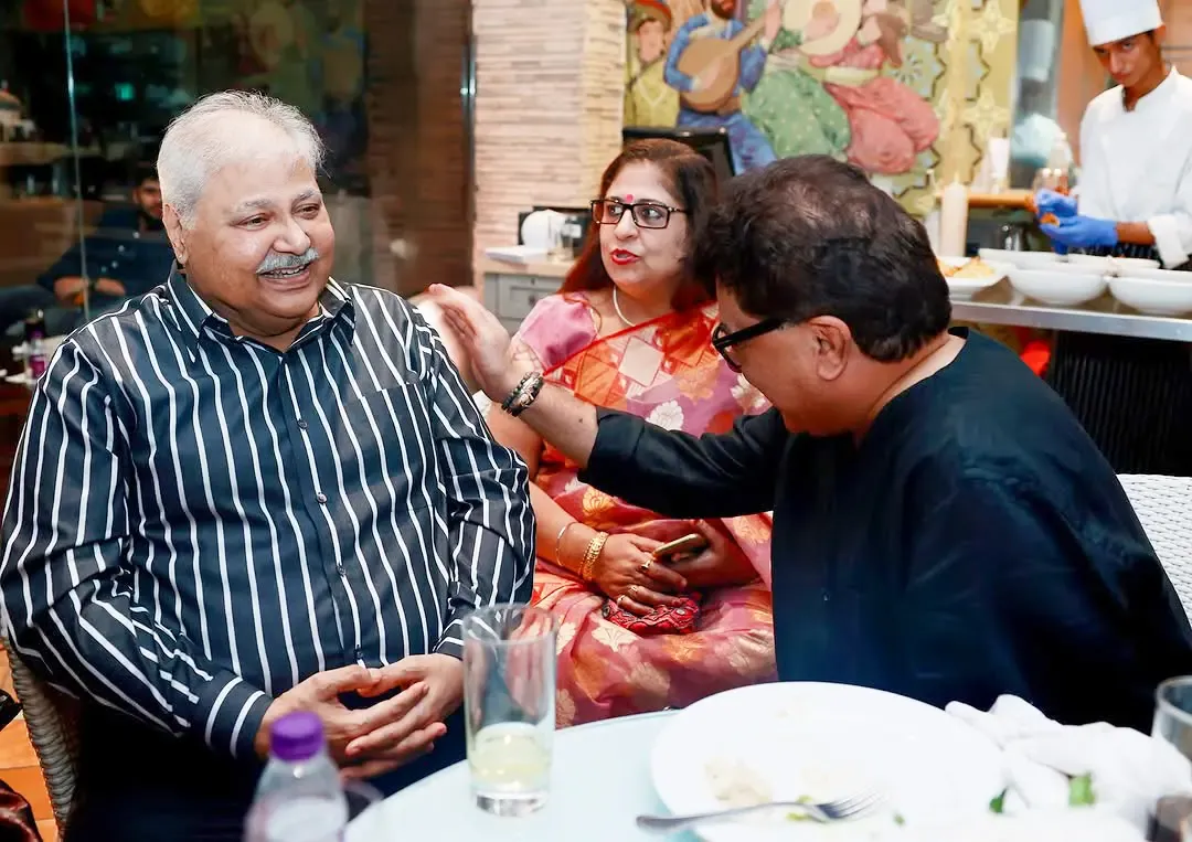 Did Ashoke Pandit Share a Heartfelt Throwback Video of Satish Shah Singing?