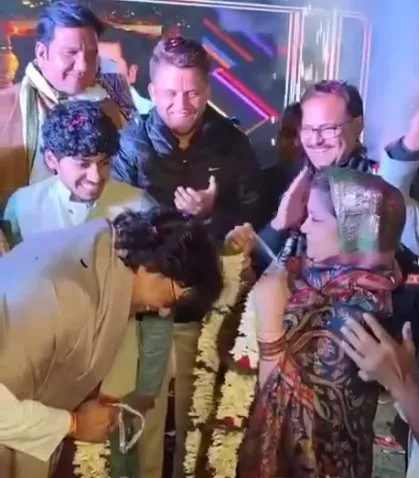 आशुतोष राणा और रेणुका शहाणे की शादी के 25 साल: 'आनंदपूर्ण समय तेजी से बीत जाता है'