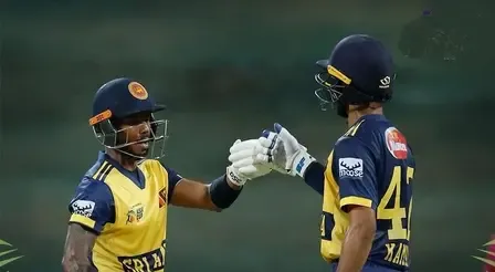 How did Sri Lanka secure a remarkable win against Bangladesh in the Asia Cup?
