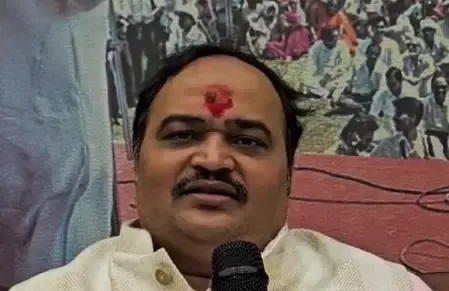 एशिया कप ट्रॉफी विवाद पर आनंद दुबे का तंज, 'पाकिस्तान गरीब और भिखारी देश, हर चीज चुरा लेता है'
