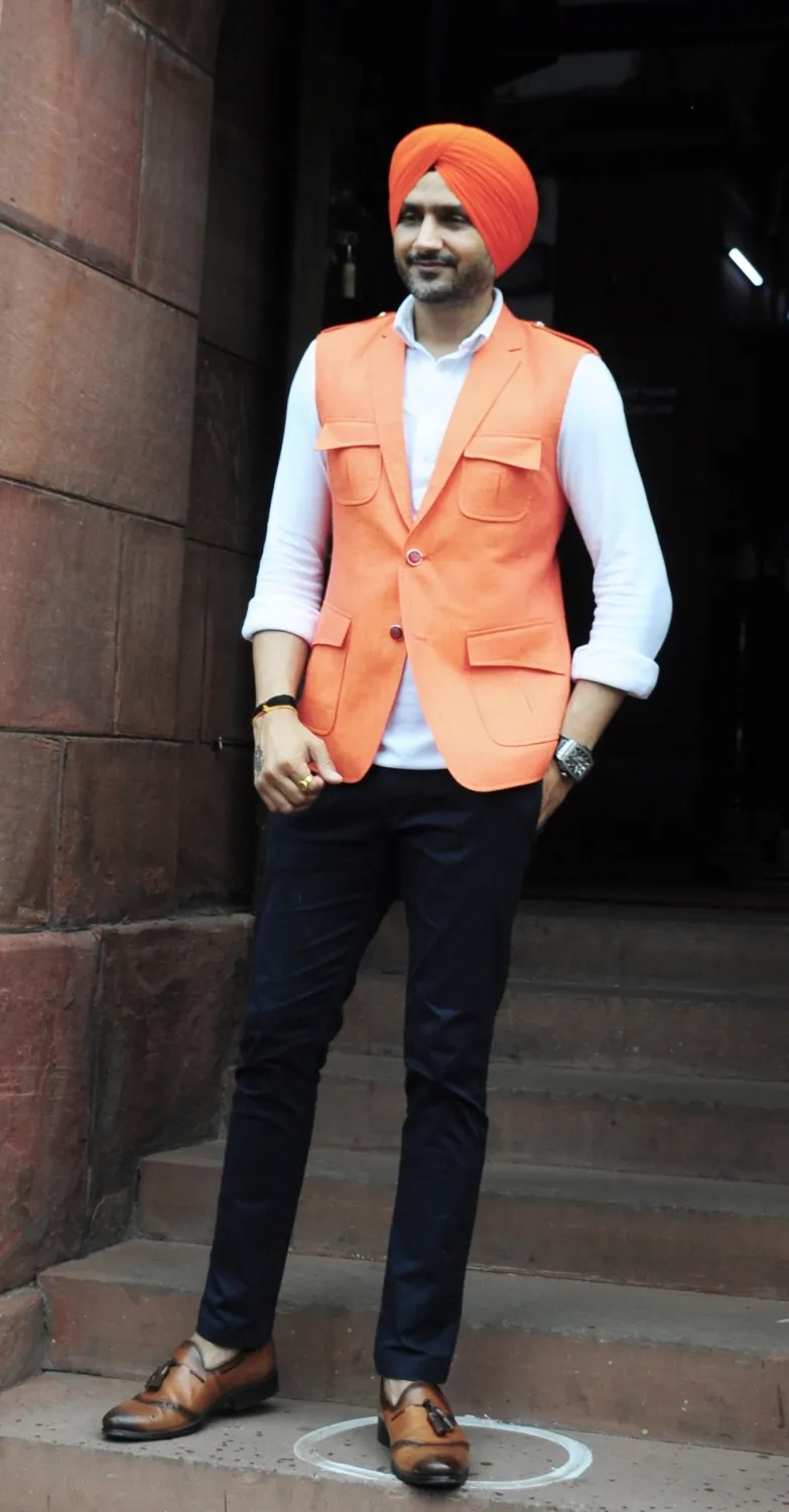 Will the Asia Cup trophy be awarded to India soon?