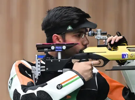 Himanshu Dhillon wins Asian Games silver in 10m air rifle on debut