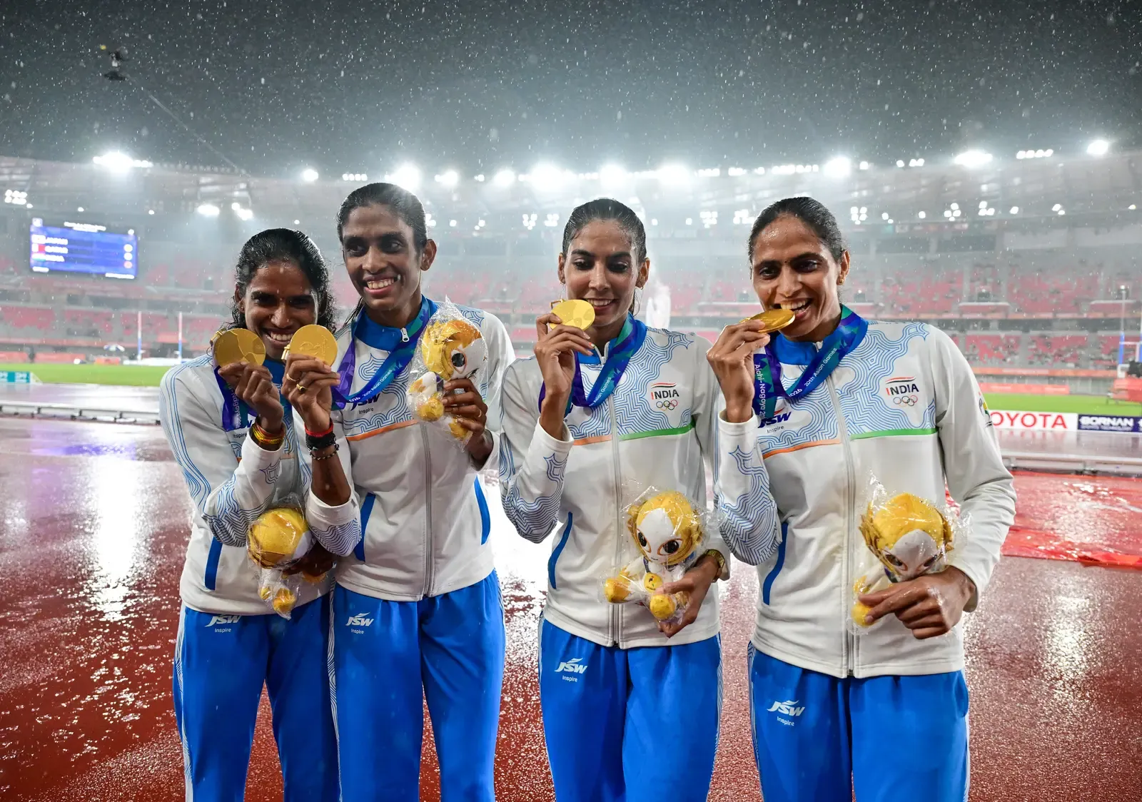 एशियन गेम्स 2026: महिला रिले टीम का ऐतिहासिक गोल्ड, राष्ट्रपति मुर्मु ने दी बधाई
