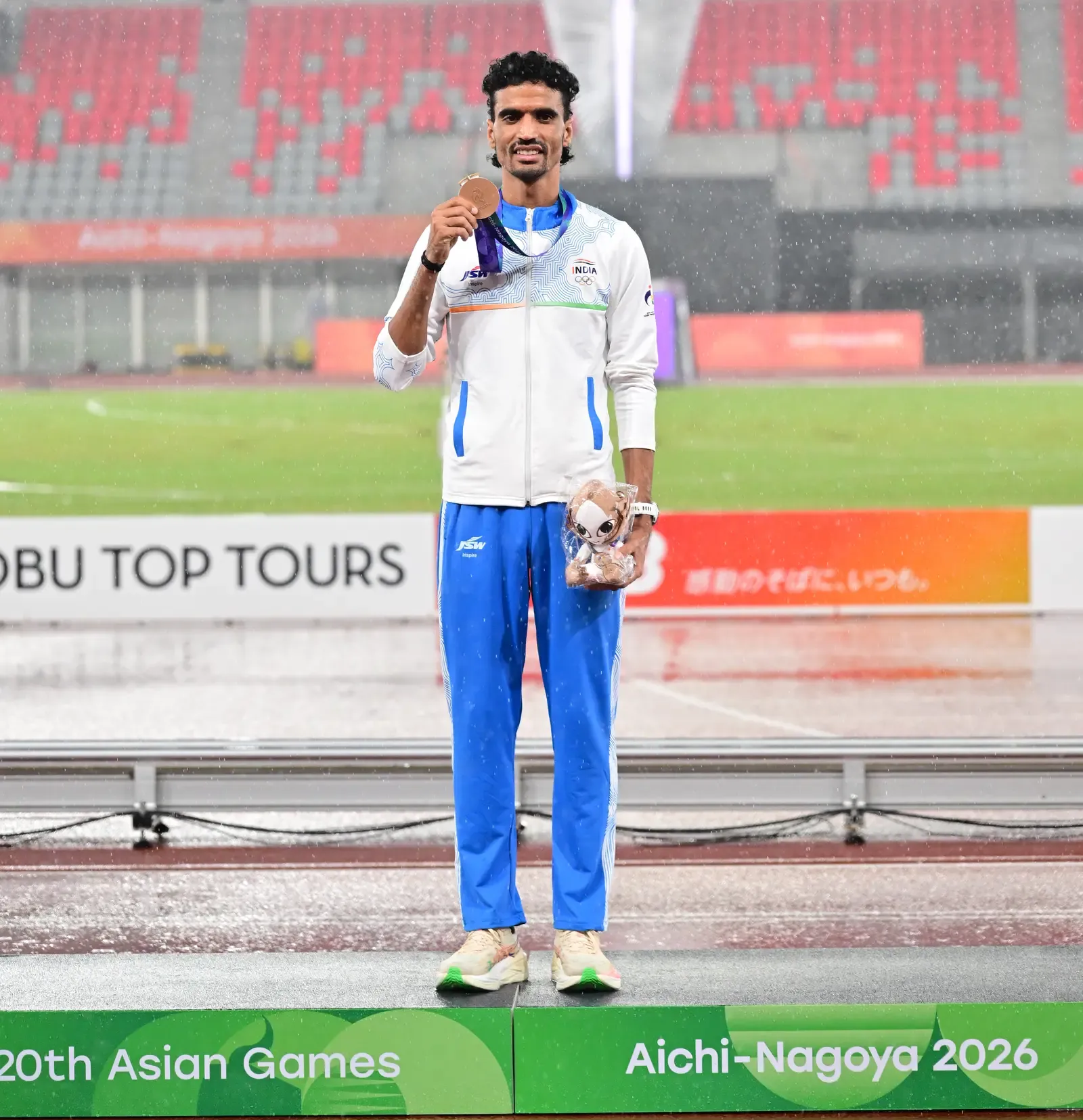 PM Modi hails Gulveer Singh's Asian Games hat-trick, Pooja's bronze and relay team