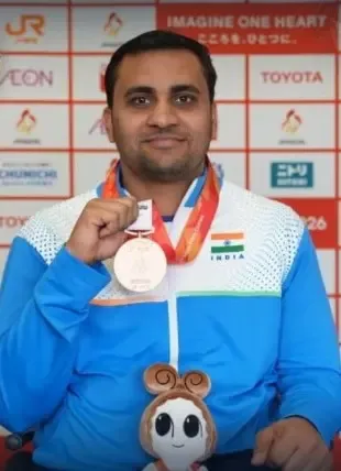 एशियन पैरा गेम्स 2026: आयुष वर्मा ने शॉट पुट F53 में 8.16 मीटर थ्रो से जीता गोल्ड