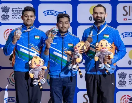 How Did Aishwary Lead India to a Clean Sweep in 50m Rifle 3 Positions?