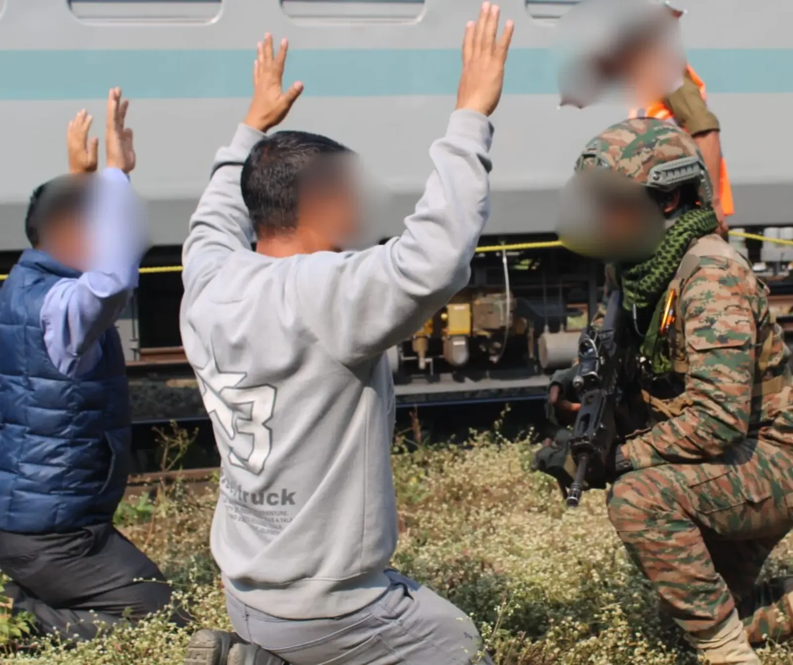 क्या असम में भारतीय सेना ने तिनसुकिया रेलवे स्टेशन पर मॉक ड्रिल का आयोजन किया?