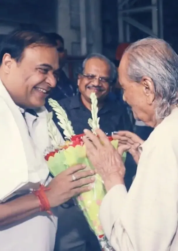 Did Assam CM Express Grief Over the Death of Veteran Sculptor Ram Sutar?