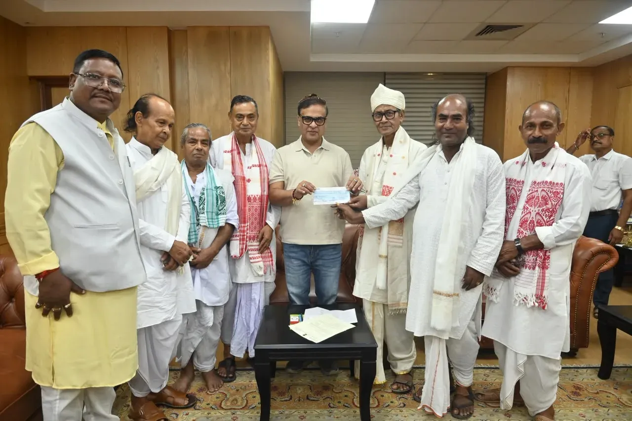 Assam CM Relief Fund gets boost from Satras, Tea body