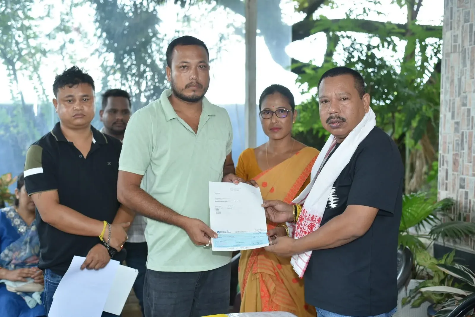 Assam CM Sarma's CMRF Reaches Mahmora Families
