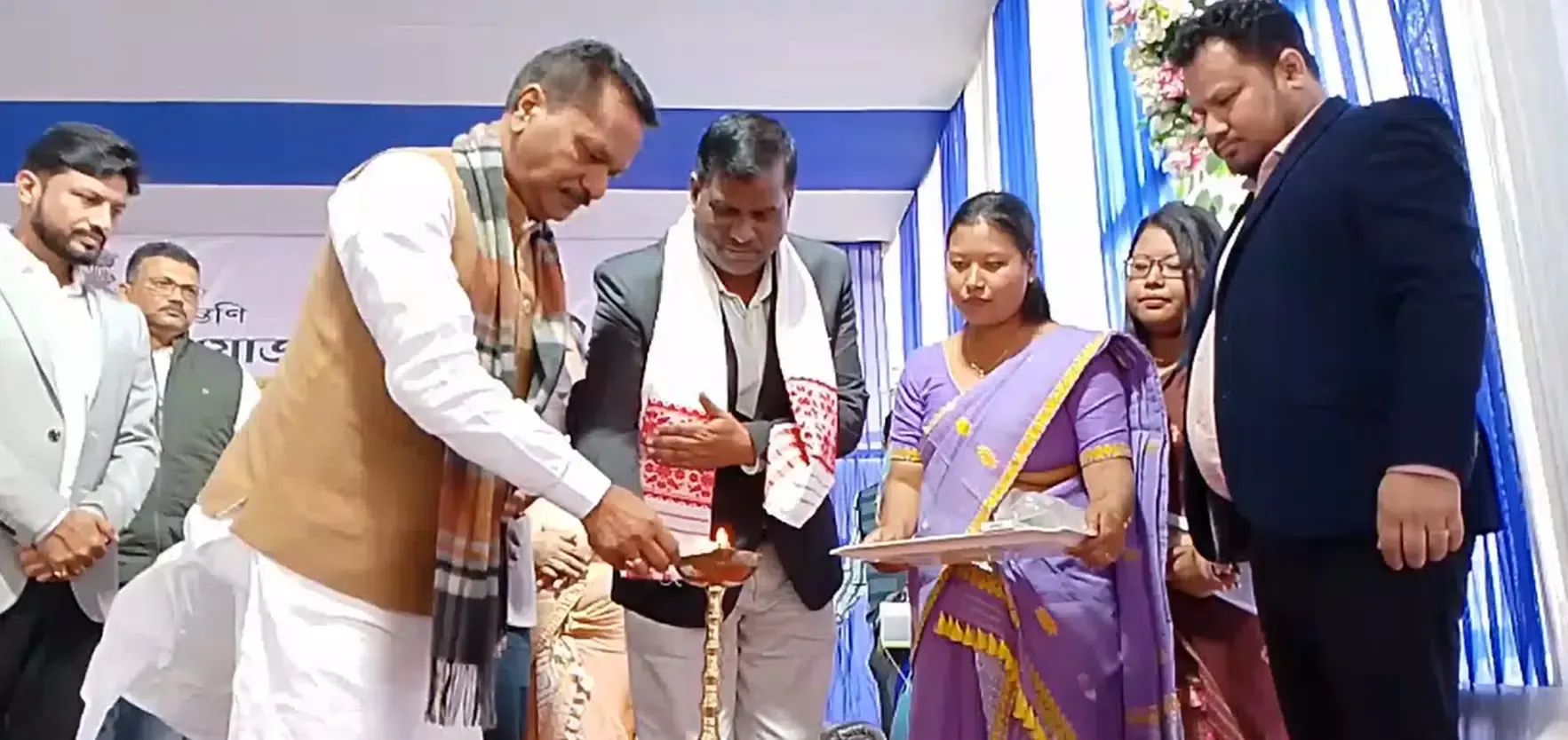 क्या असम में चाय बागान कामगारों के लिए लॉन्च हुआ ‘स्वस्थबन श्रमिक योजना’ का पायलट प्रोजेक्ट?