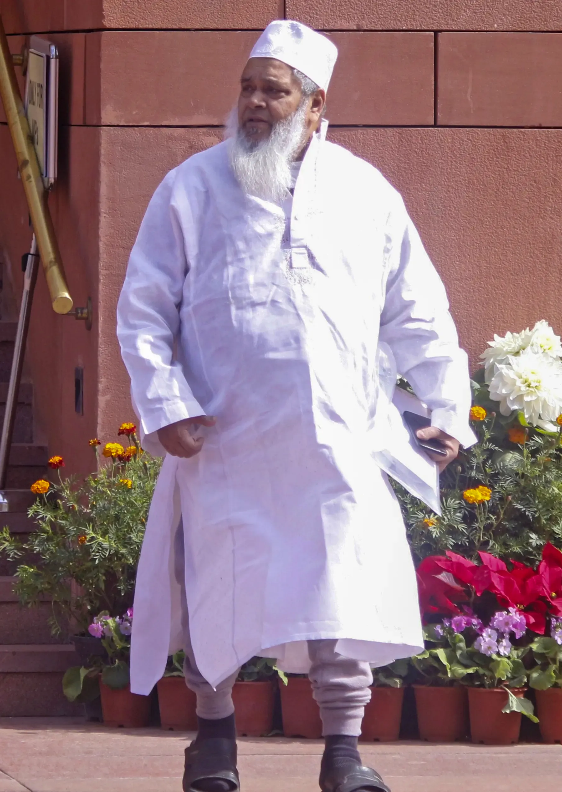 Badruddin Ajmal of AIUDF Reports Assets Exceeding Rs 169 Crore in Assam Elections