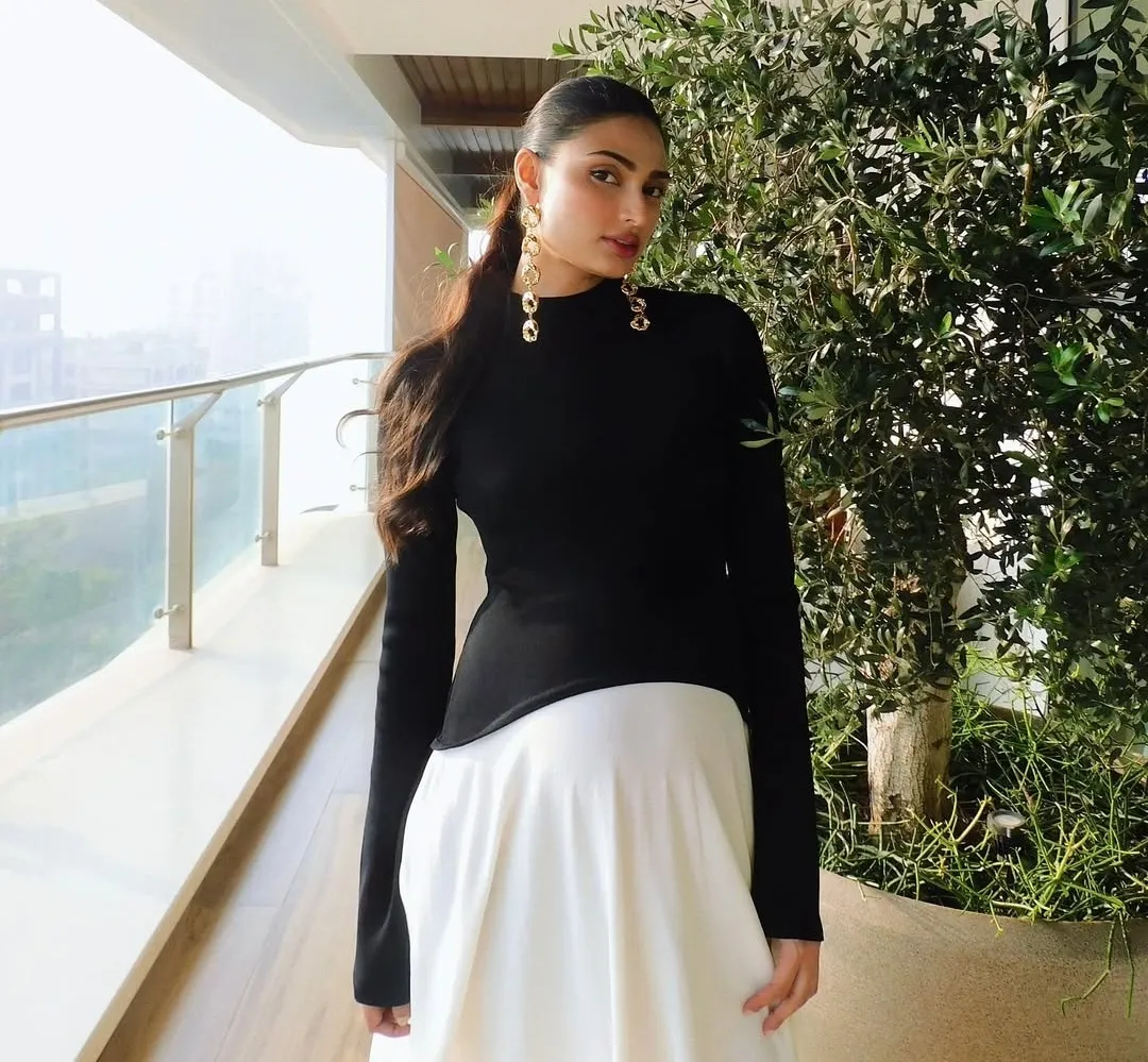 How is Athiya Shetty embracing her new role as a mother?