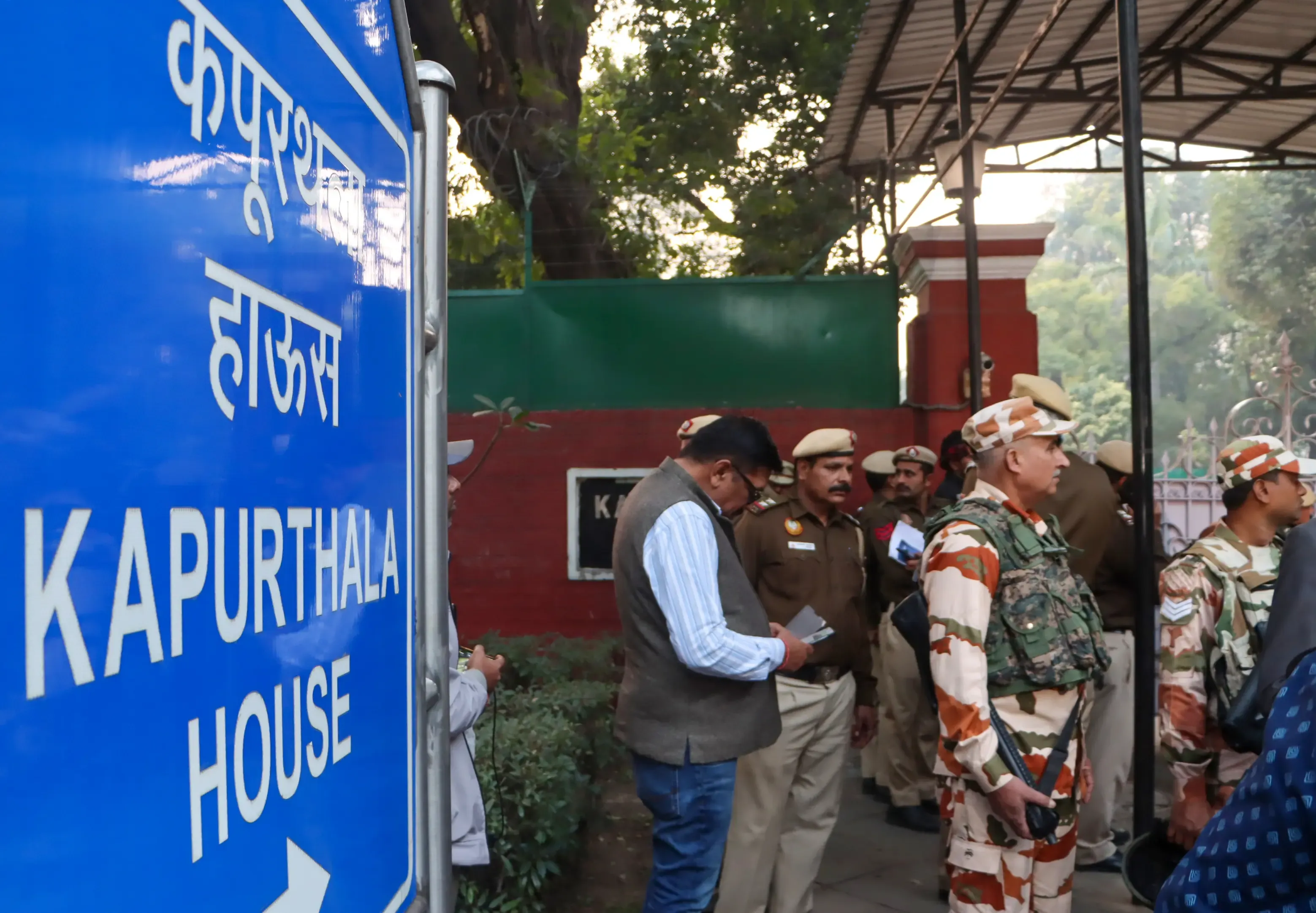 Atishi Accuses EC of Raiding Punjab CM's Residence in Delhi, Poll Panel Responds