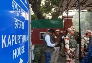 Atishi Accuses EC of Raiding Punjab CM's Residence in Delhi, Poll Panel Responds