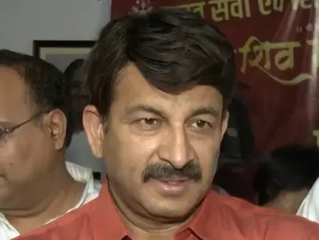 औरंगजेब को 'पवित्र' कहना अक्षम्य, आसिफ शेख की टिप्पणी पर बोले मनोज तिवारी