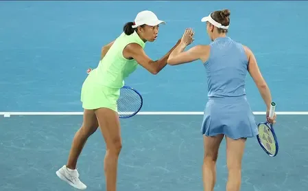 Will Mertens and Zhang Triumph in the Women’s Doubles Final Against Danilina-Krunic?