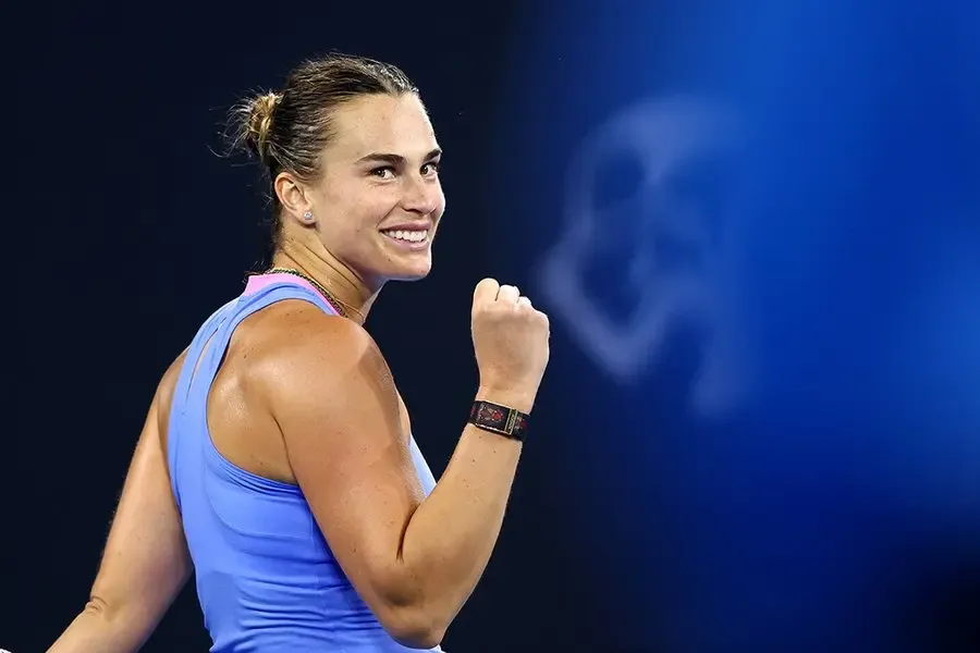 Australian Open: Sabalenka Kicks Off Title Defense with Straight Sets Victory Against Stephens