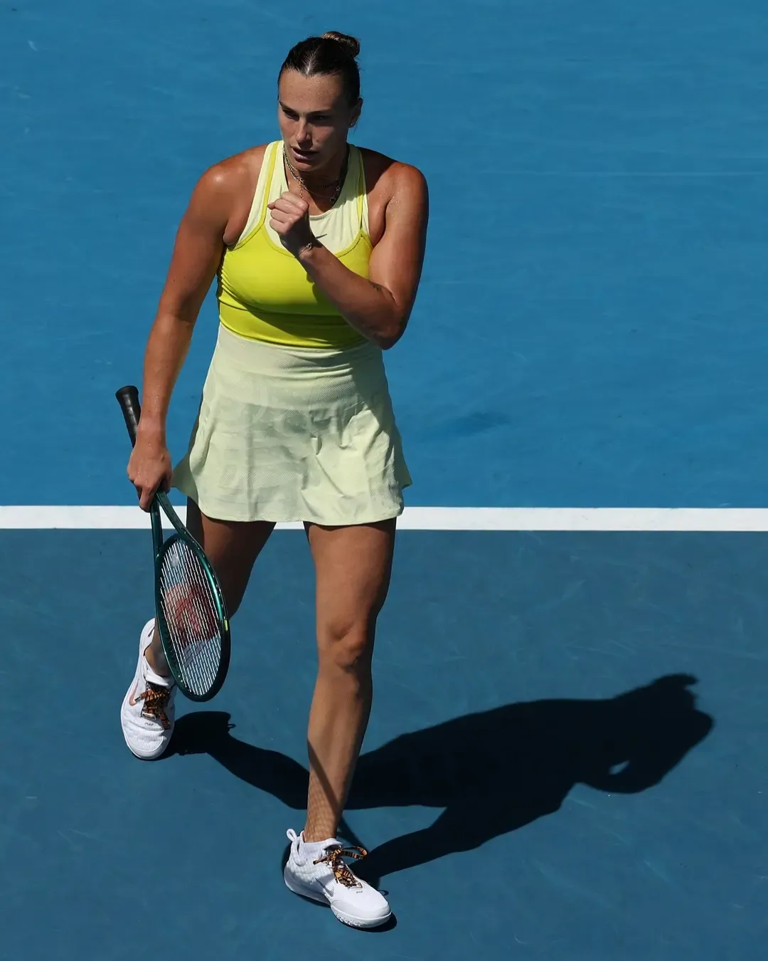 Australian Open: Sabalenka Dominates Andreeva for Third Quarterfinal Appearance