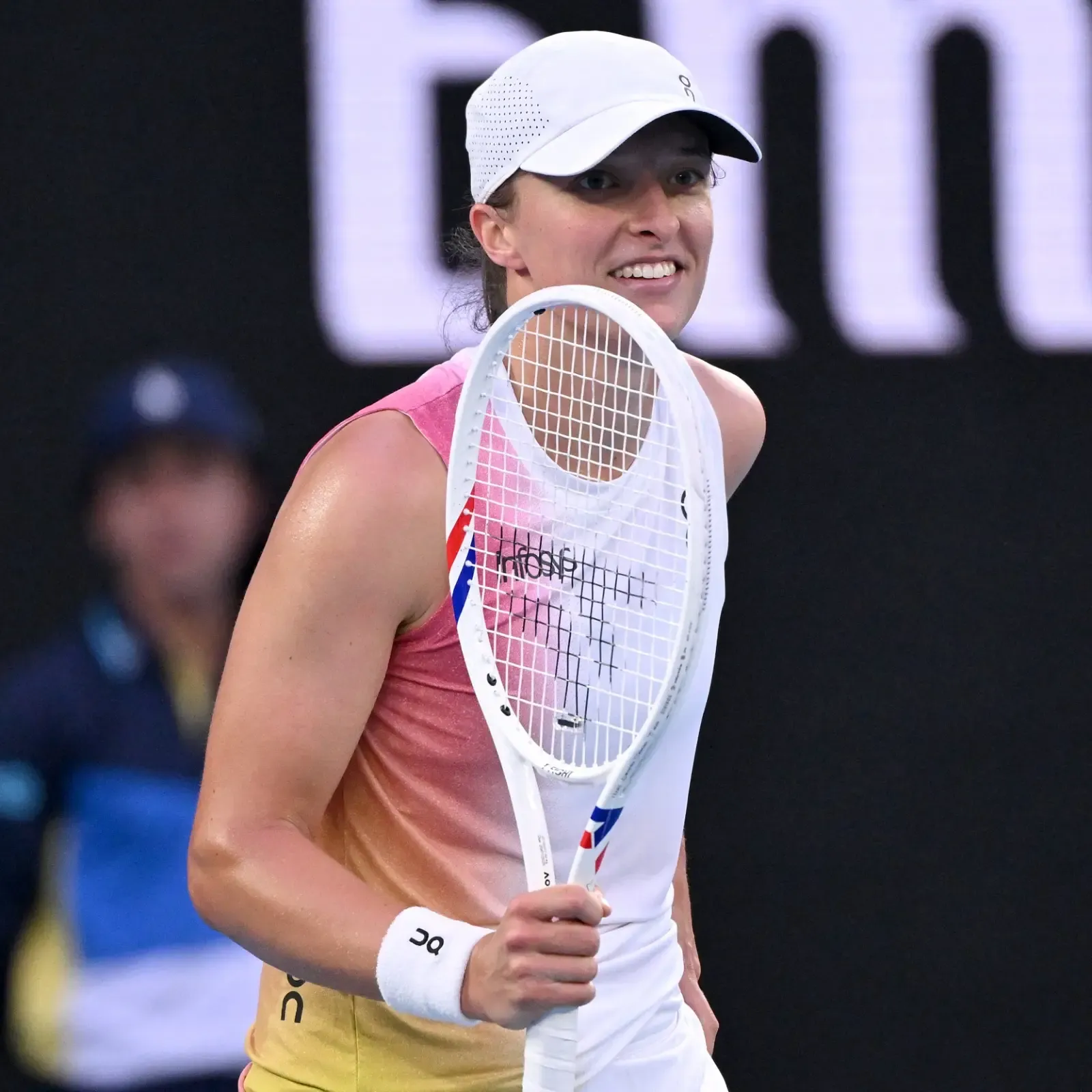 Aus Open: Swiatek Triumphs Over Lys, Shelton Advances After Monfils Retires