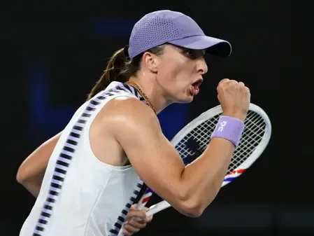Did Swiatek Overcome Kalinskaya to Move to Round 16?