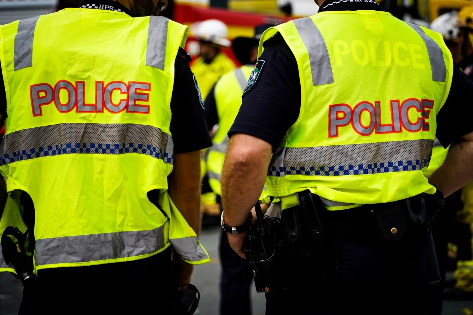 Manhunt Launched Following Fatal Shooting of Woman in Queensland, Australia