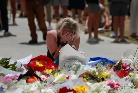 Do Australians Favor Gun Ownership Reform After Bondi Beach Shooting?