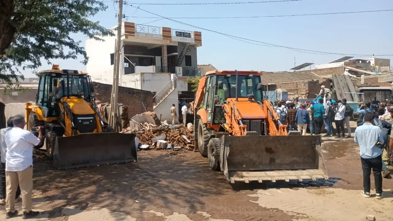 Demolition Drive in Ahmedabad's Dhandhuka: Authorities Take Action Against Illegal Structures